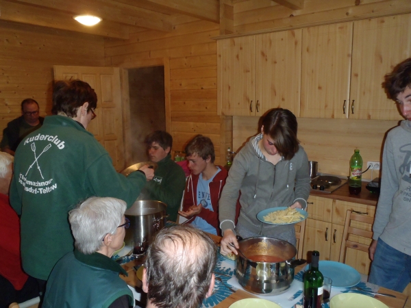 Abendessen Dunauvjaros Donbau 2016