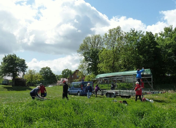 Boote aufladen an der Warthe 2015