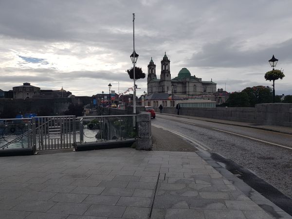 Burg und Kirche Athlone Irland 2019