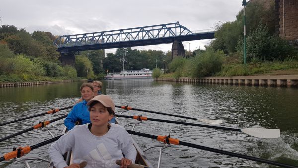 Einfahrt zum Ruderclub Homberg Rhein 2019