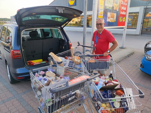 Einkauf bei Schwarzmarkt Asnen 2023