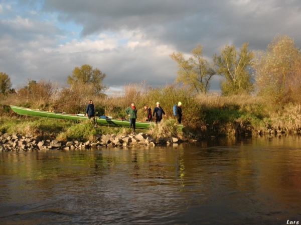 Einsetzen an der alten Moldau 2016