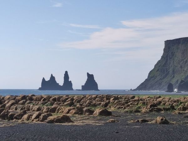 Felsen bei Vik Island 2022