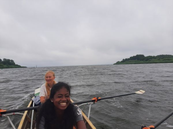 Girlies auf der Mueritz Ruderboote 2021