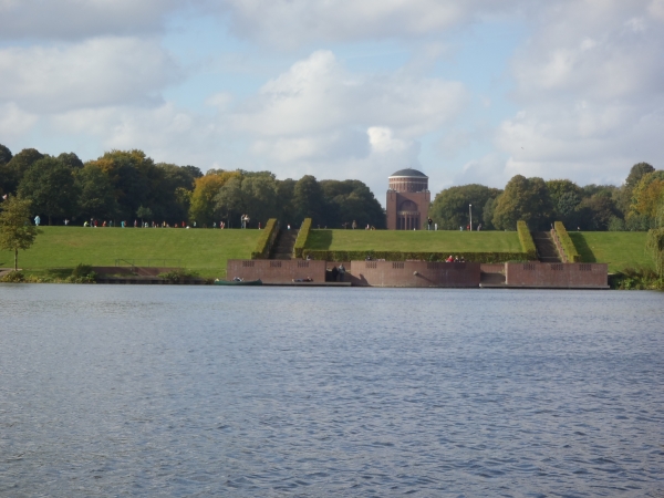 Hamburg Planetarium USE2012