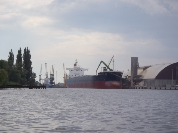 Hochseefrachter Hafen Stettin 2016