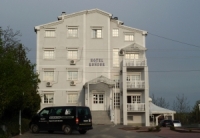 Hotel Kondor Stari Banovci Donau 2012 Hotel Kondor Stari Banovci Donau 2012