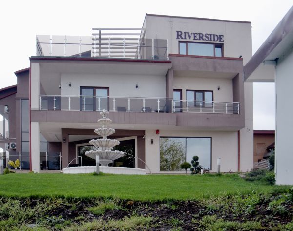 Hotel Riverside in Galati 2019