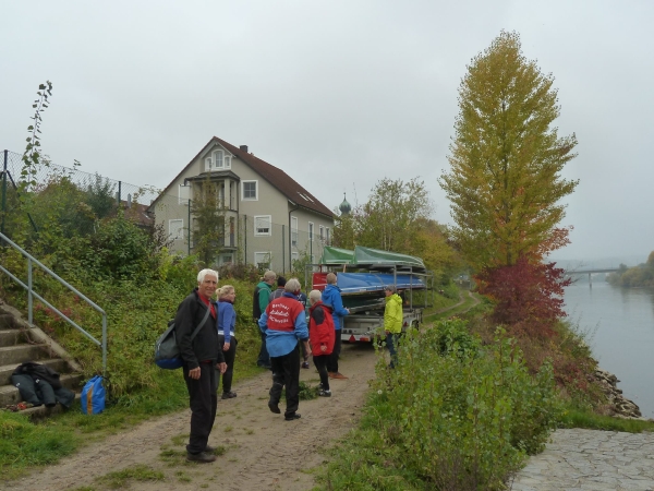 Kelheim Boote abladen MDK 2015