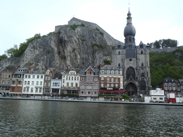 Kirche Dinant Maas 2017