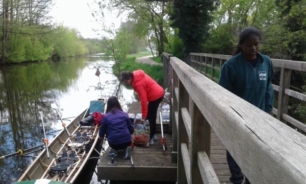 Lehnin Shoppen mit dem Ruderboot April 2017