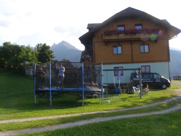 Loipoldhof mit Spielplatz L08