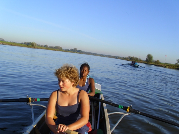 Maedchenboot auf dem Weg zum Ijsselmeer 2011