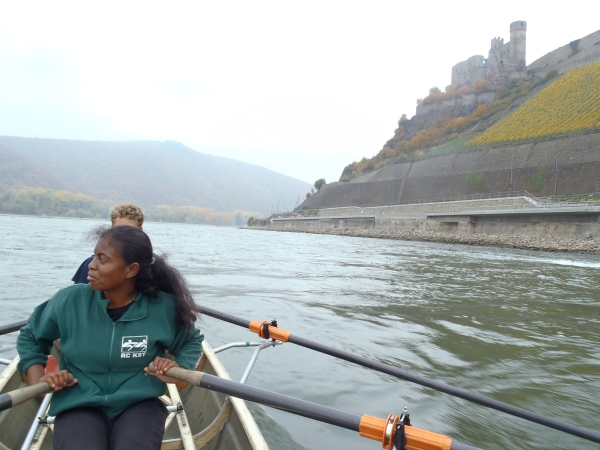 Nirina und Moritz im Binger Loch  Rhein 2015