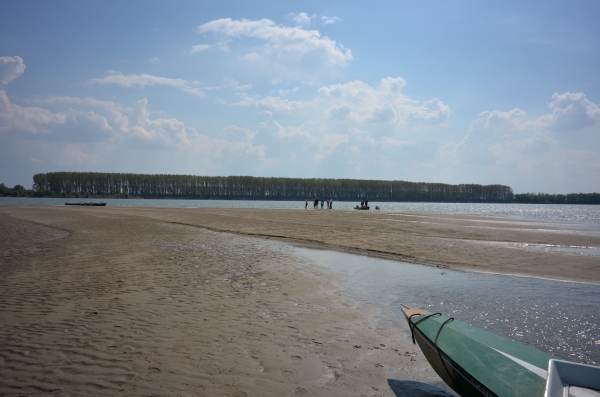 Pause auf der Sandbank Donau Borcea 2014