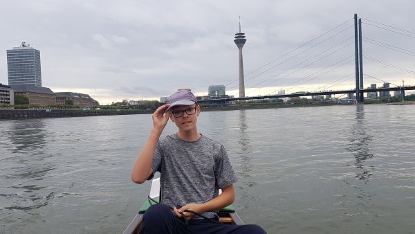 Philipp in Duesseldorf Rhein 2019