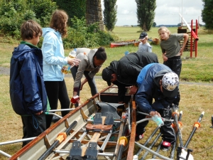 Regen aus dem Boot schoepfen Weser 2018