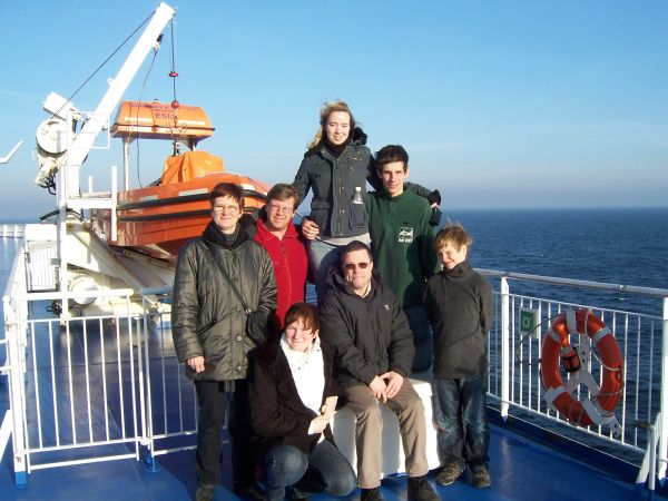 Reisegruppe auf Deck RHR08