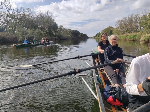 Ruderboot auf dem Weg nach Aigues Mortes 2023