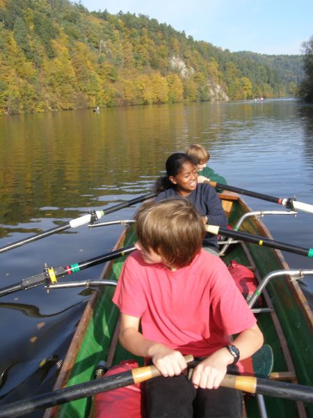 Ruderboot auf der Moldau bei Tyn Moldau 2010