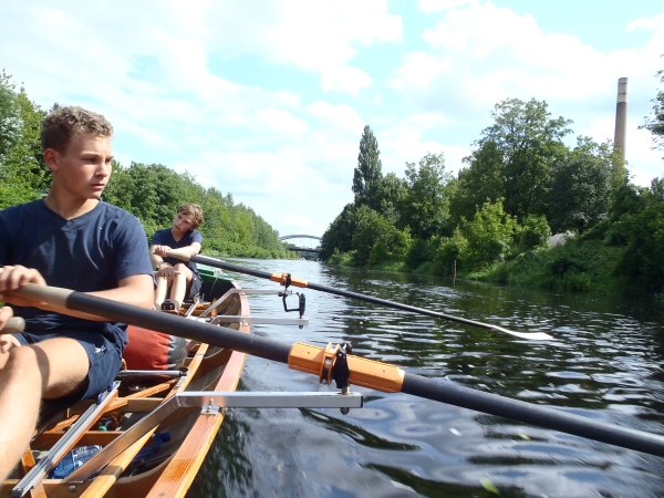 Ruderboot kurz vor der Dahme Teltowkanal 2015