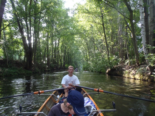 Ruderer auf dem Randkanal Spreewald 2015