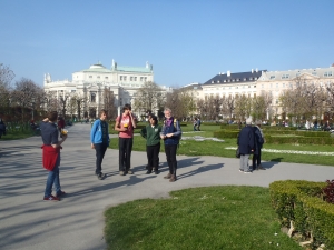 Ruderer im Buergergarten in Wien 2015 Ruderer im Buergergarten in Wien 2015