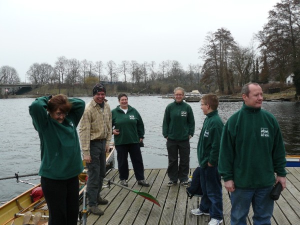 Ruderer vom KST am Steg beim BRC 09