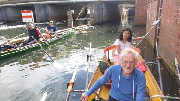 Schleuse Lbben mit Ruderbooten Spreewald 2022