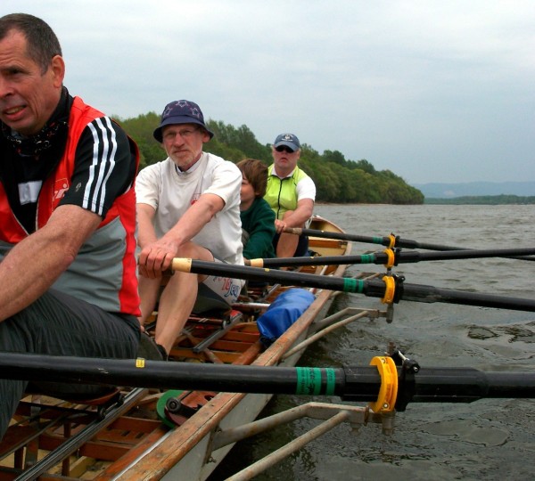 Vierer auf der Donau 11