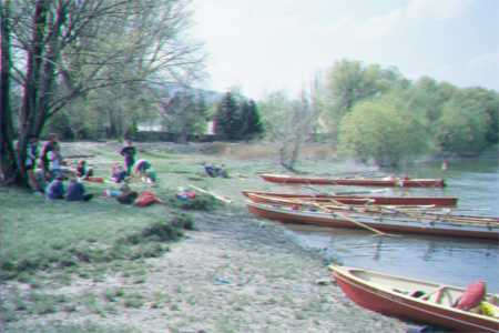 boote am ufer der Szentendre Donau