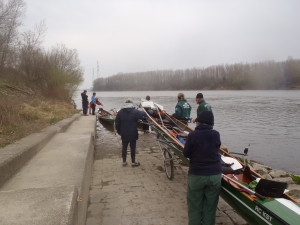 umtragen der boote donau 2015